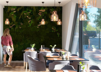 Wall installation integrated into the hotel Courtyard by Marriott Vilnius restaurant hall